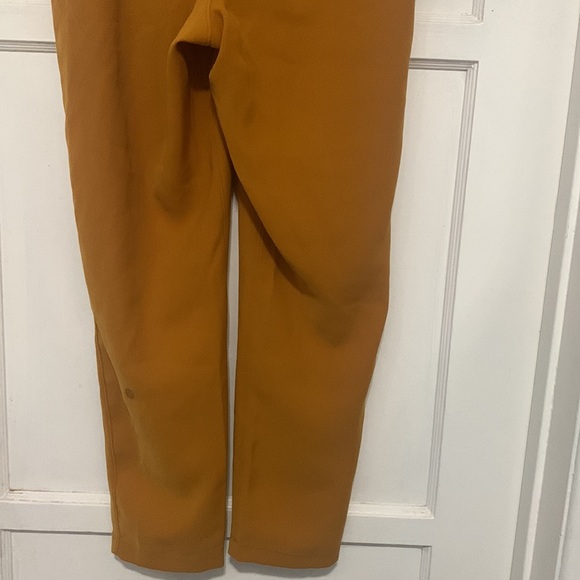 Lululemon size 6 pants mustard - Picture 2 of 4